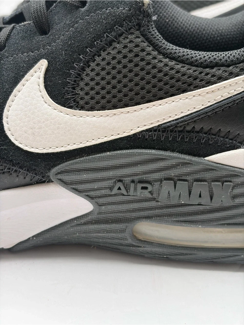 Nike Air Max Excee Sneakers Black And White Size 11 Medium Width Men’s Sneaker